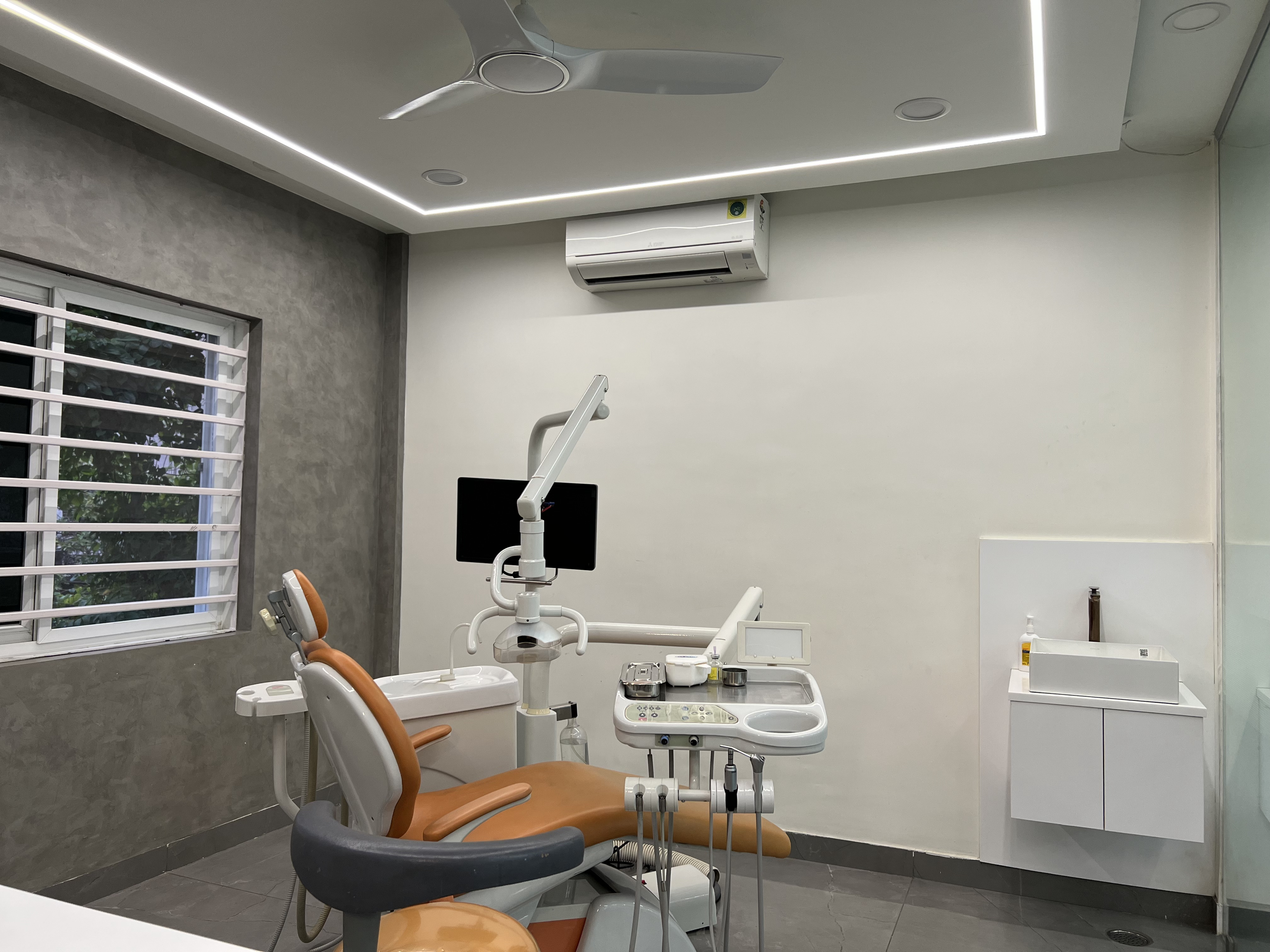 city dental Clinic Interior vijaywada